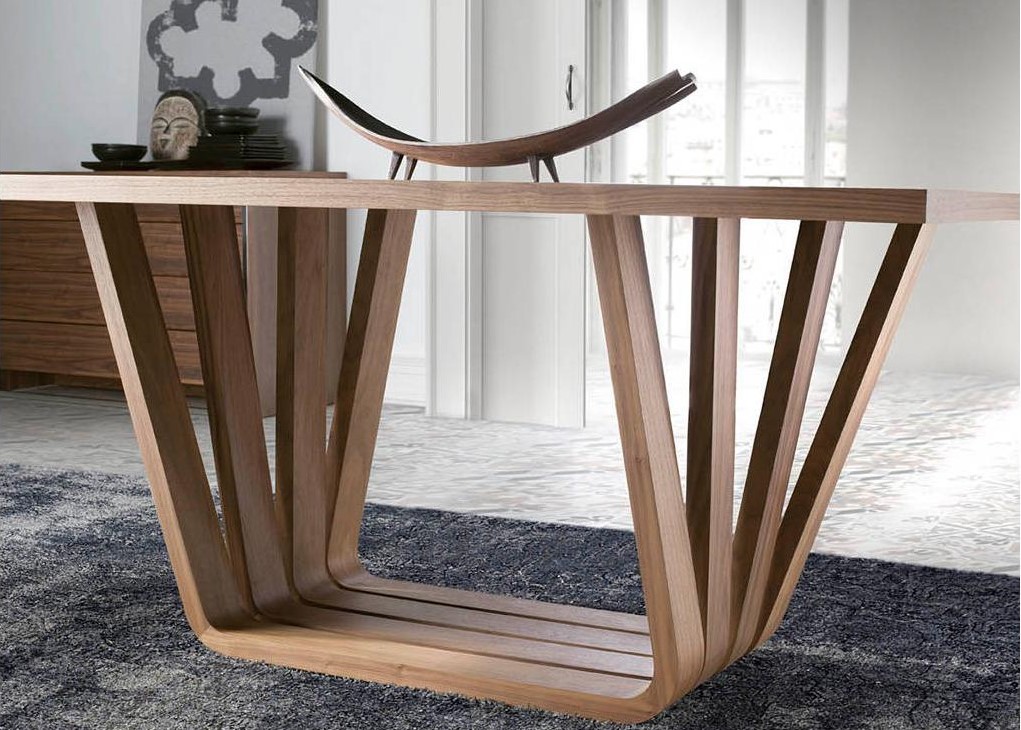 Обеденный стол деревянный с фигурным основанием 200 см MI1358 от Angel Cerda ANGEL CERDA  150252 Орех;коричневый  - Вид №1