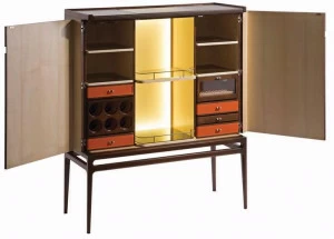 Roche Bobois Барный шкаф со встроенной подсветкой Repertoire