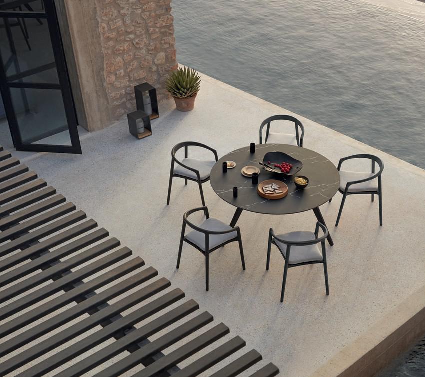 MNST984 Обеденный стол teak ⌀125см Manutti Torsa - Вид №5