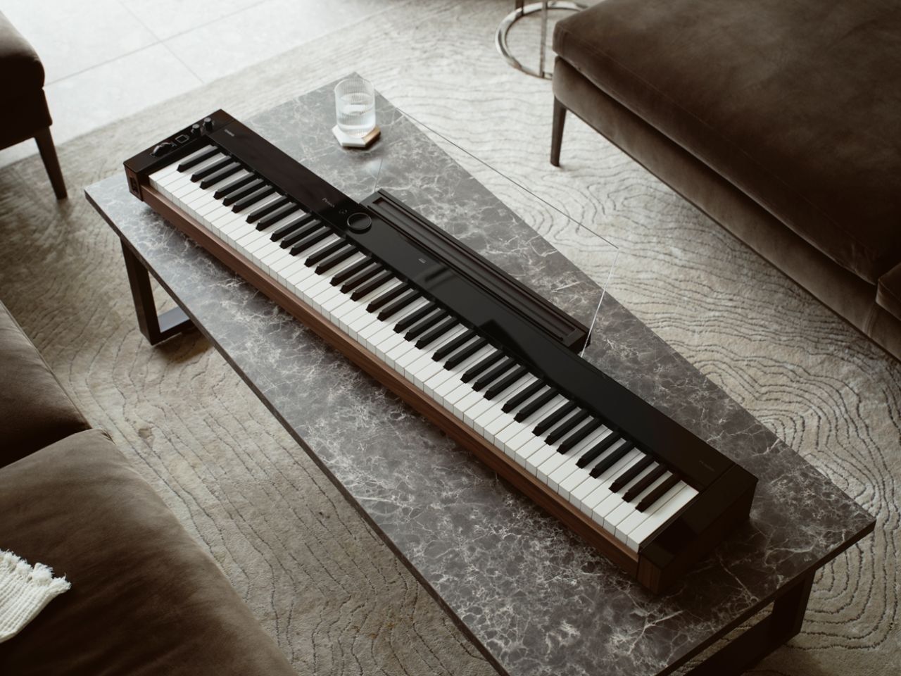 Черное и ореховое цифровое пианино CASIO MUSIC Privia ARCH-00071134