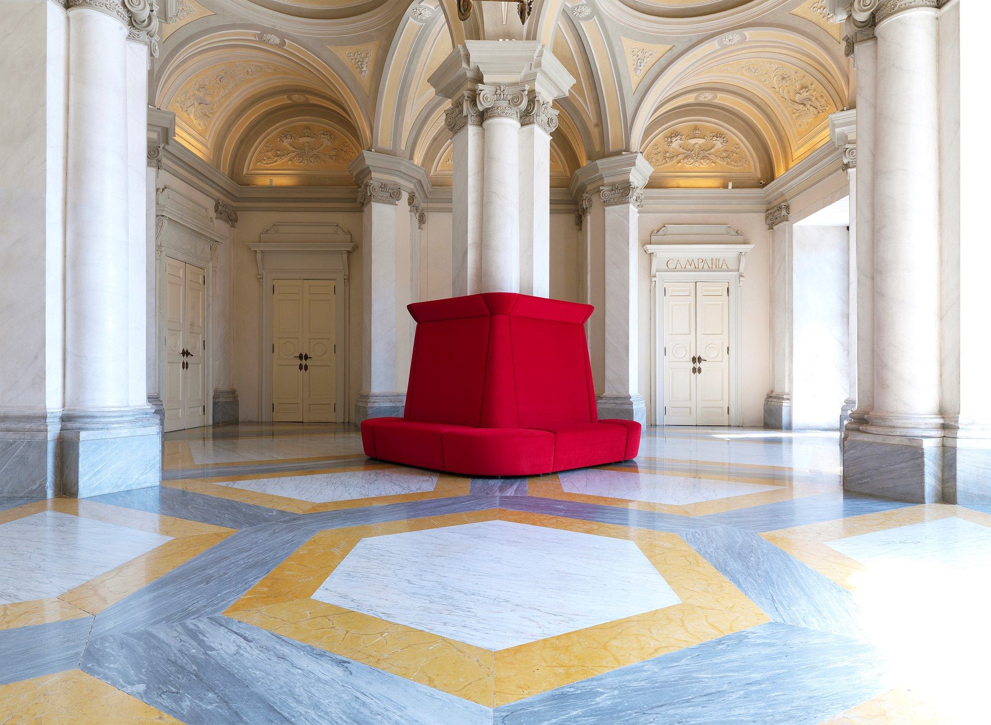 Тканевый диван с высокой спинкой Caimi Brevetti SNOWKING ARCH-00104220 - Вид №5