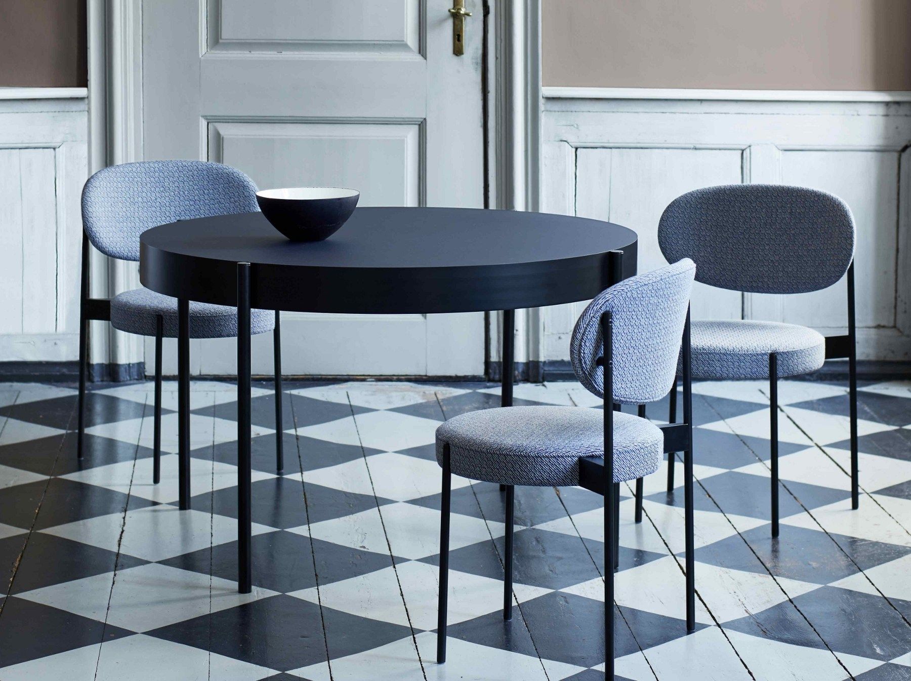 Круглый обеденный стол VERPAN Series 430 ARCH-00026015 - Вид №1