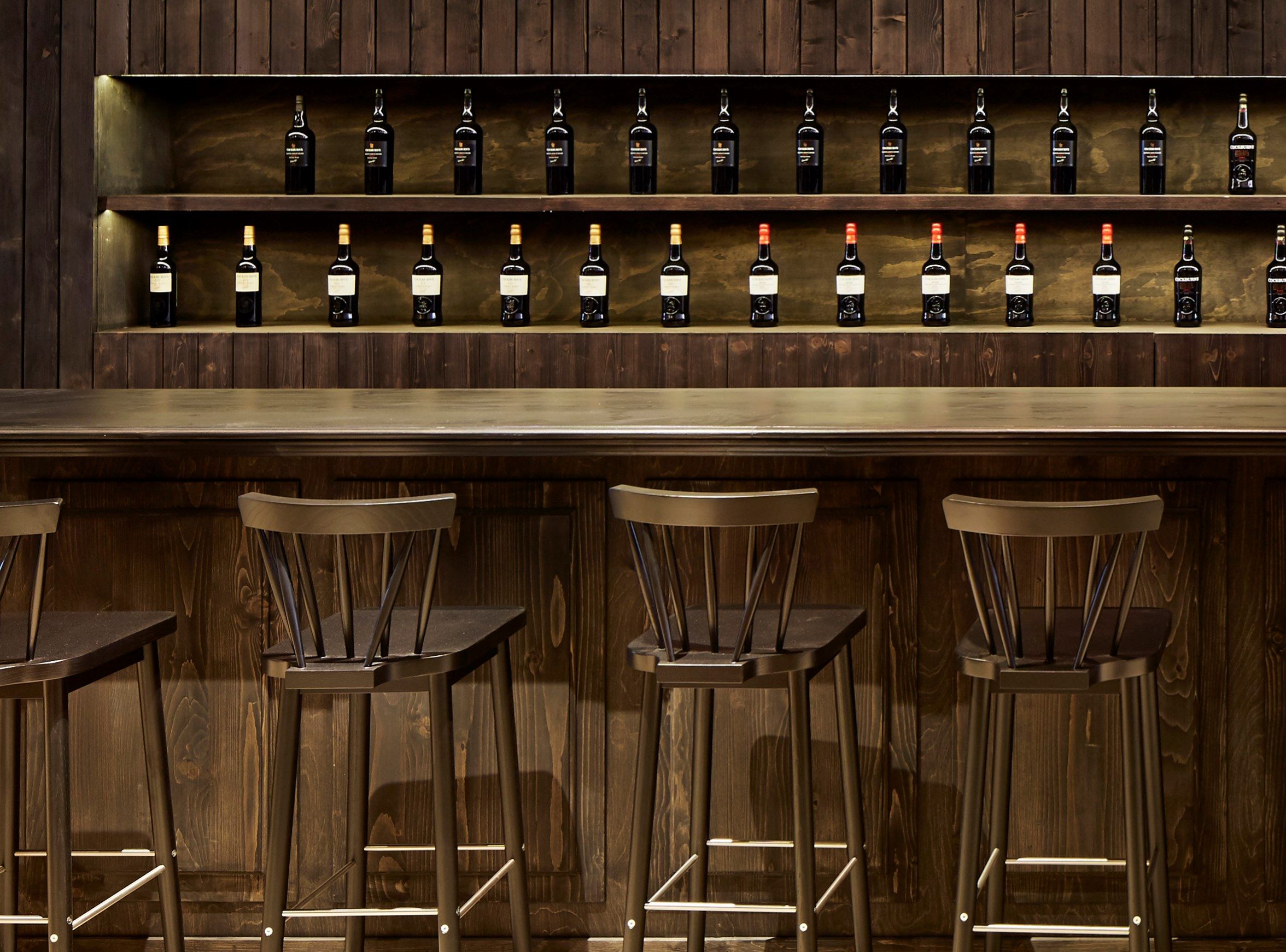 Высокий деревянный барный стул Branca Lisboa R&B ARCH-00081942 - Вид №3