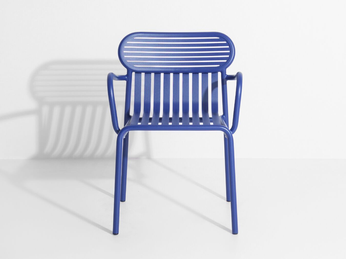 Алюминиевый штабелируемый стул с порошковым покрытием с подлокотниками In Stock Petite Friture ARCH-00134810