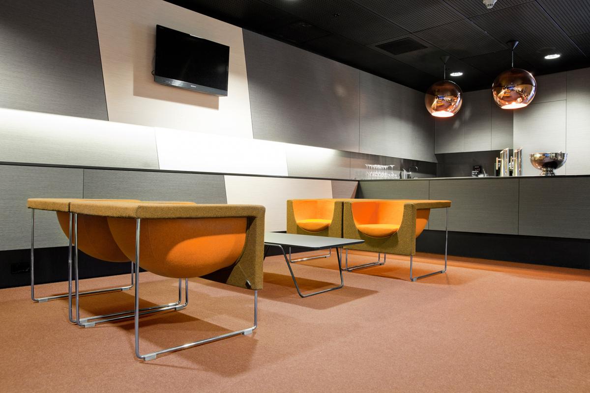 043438 Кресло Stua Nube Santreyd