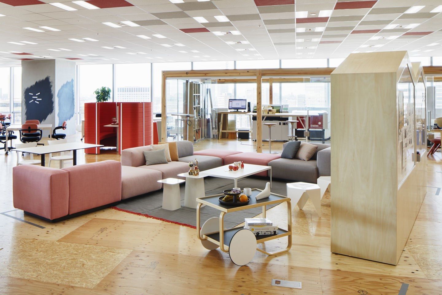 Тканевый стул с подлокотниками VITRA Eames Aluminium Group ARCH-00057694 - Вид №21