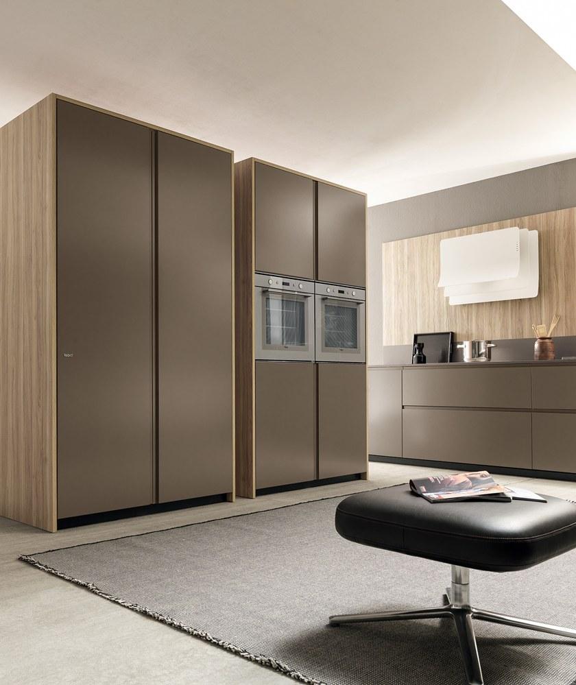 Febal Casa Линейная лакированная встроенная кухня sun-id-1457235 - Вид №10