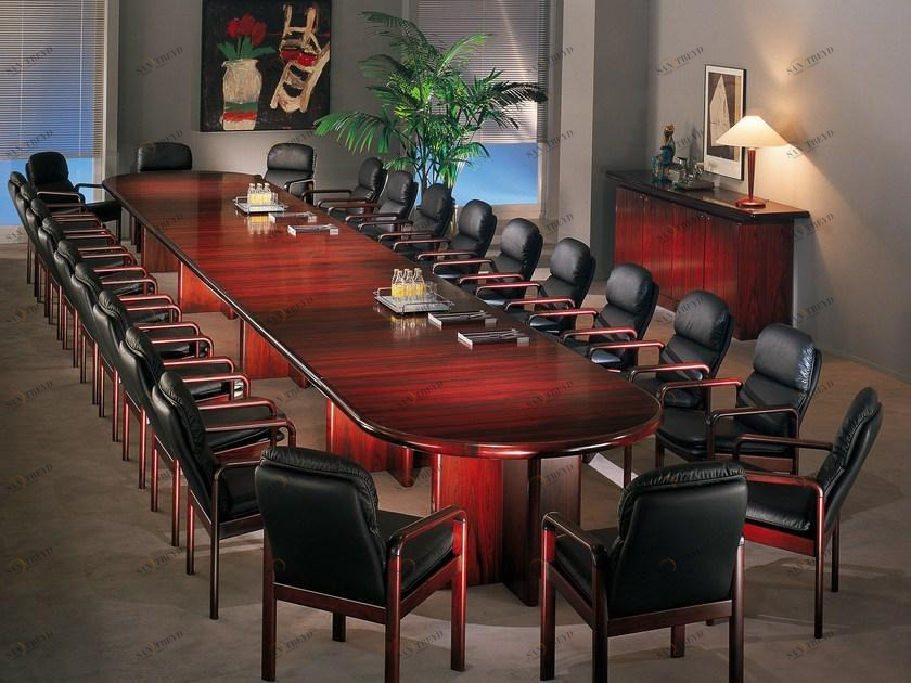 Dyrlund Стол для переговоров из дерева Universal 8612/24