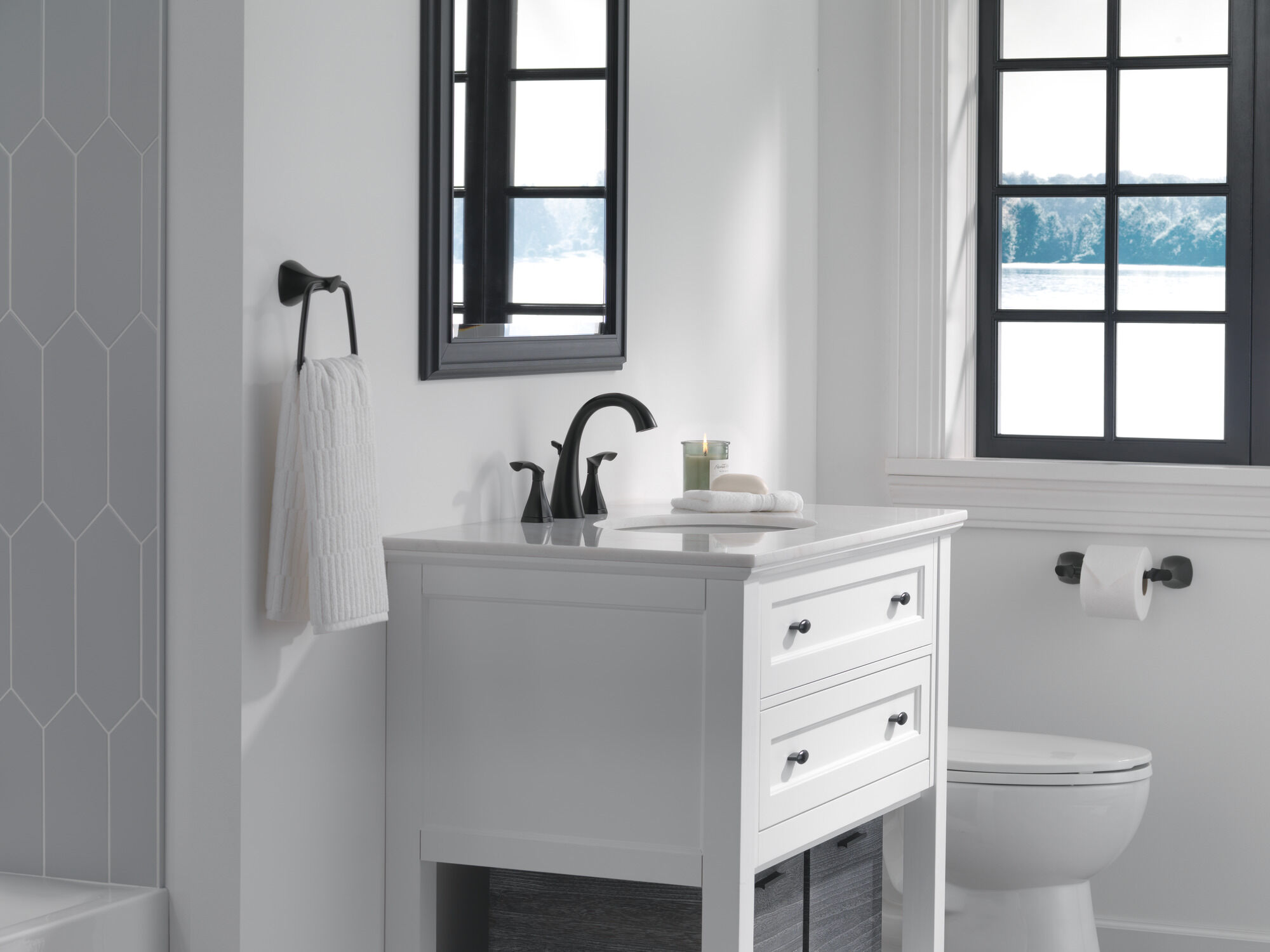 35748LF-BL Смеситель для ванной комнаты с двумя ручками Delta Faucet Sandover Матовый черный  - Вид №4