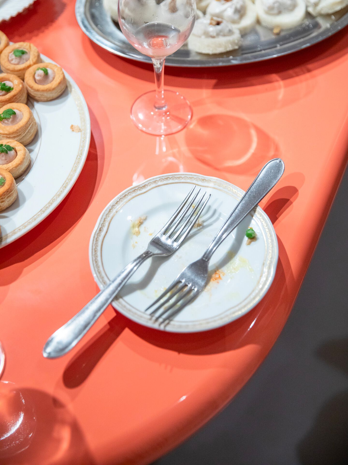 Прямоугольный обеденный стол из МДФ Punto Zero Franca e Allegra ARCH-00088235 - Вид №5