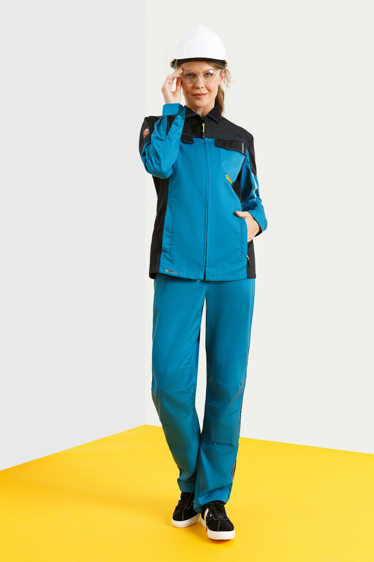 5027155 Костюм  женский аквамарин черный STATUS  Женская размер 48-50/170-176  - Вид №14