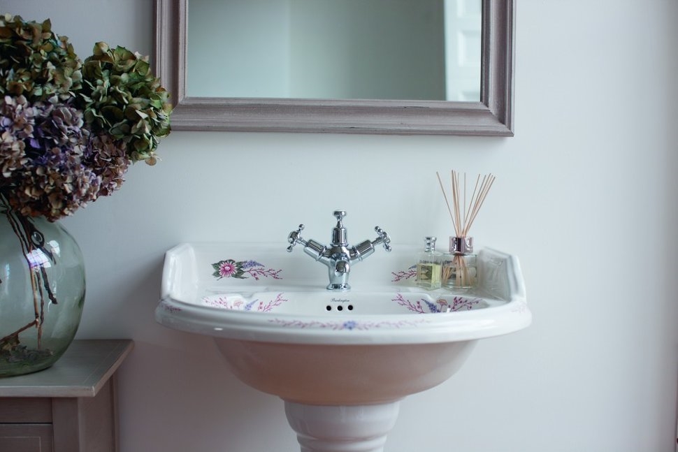 Cмеситель для раковины на 1 отверстие с кнопкой Click-Clack [CL6]  Burlington T12-QT, W11, T1  - Вид №7