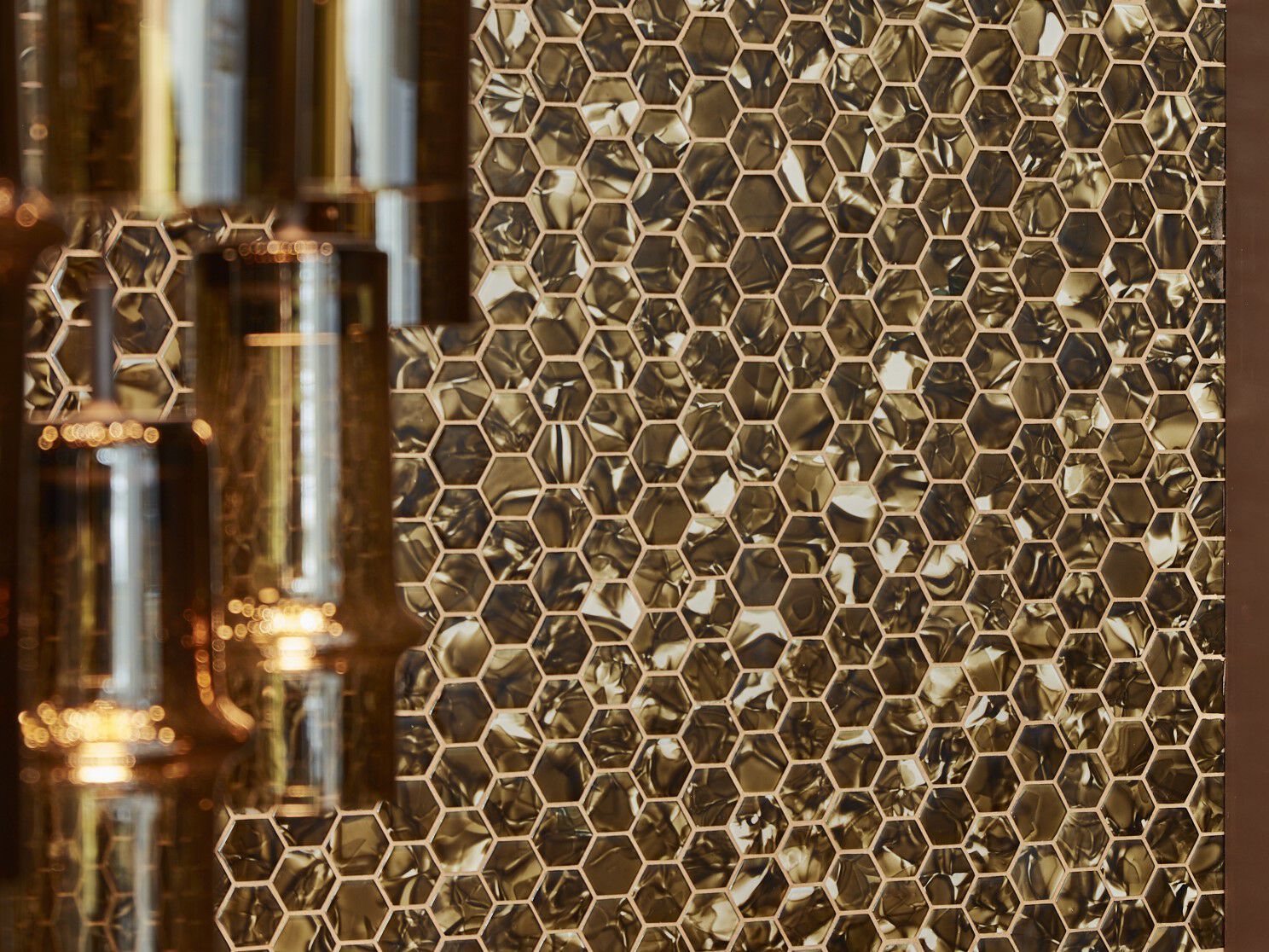 Переработанная стеклянная мозаика BROKISGLASS M.4. HIVES ARCH-00077447 - Вид №1