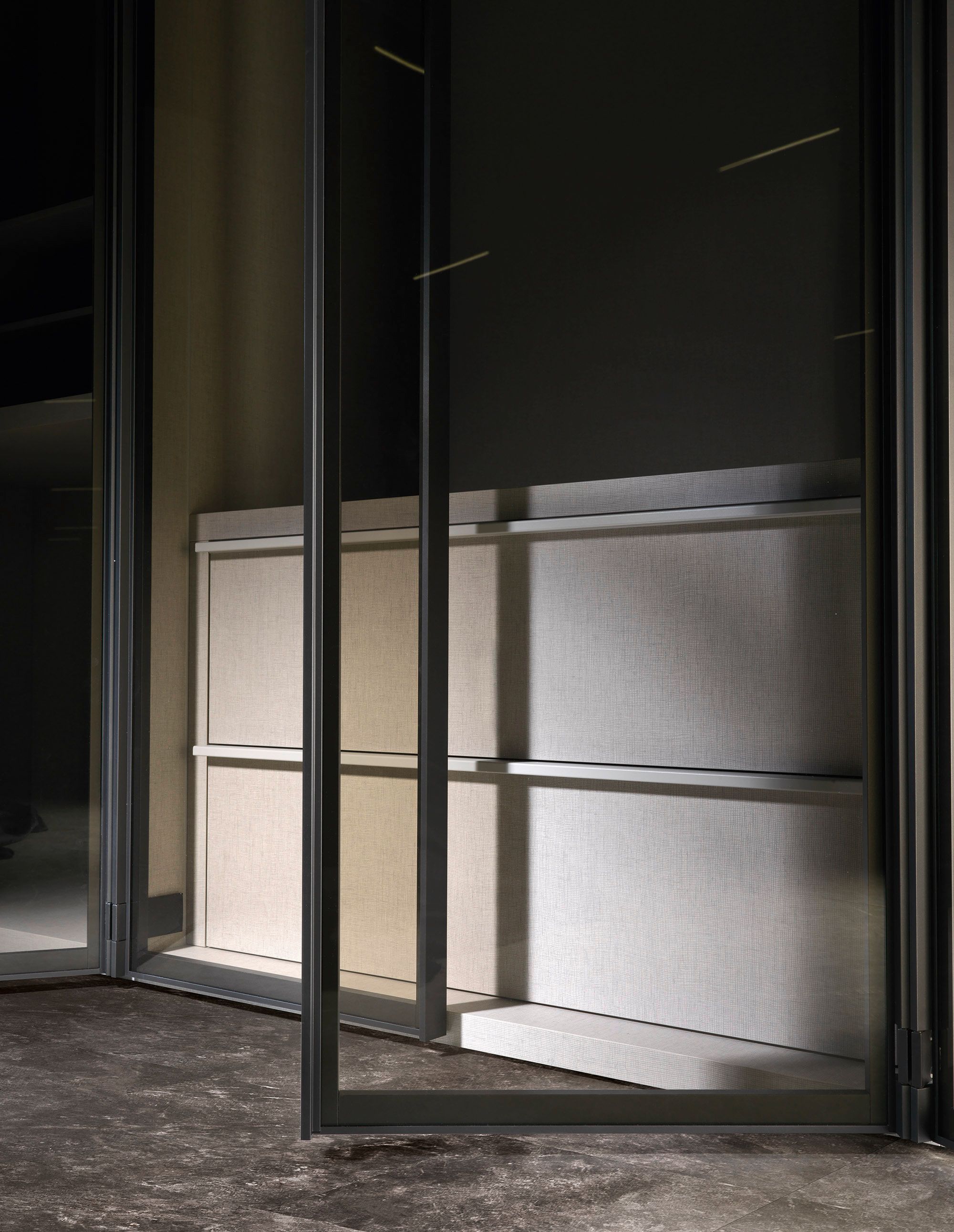 Стеклянный шкаф Zalf Alterna ARCH-00024749 - Вид №1