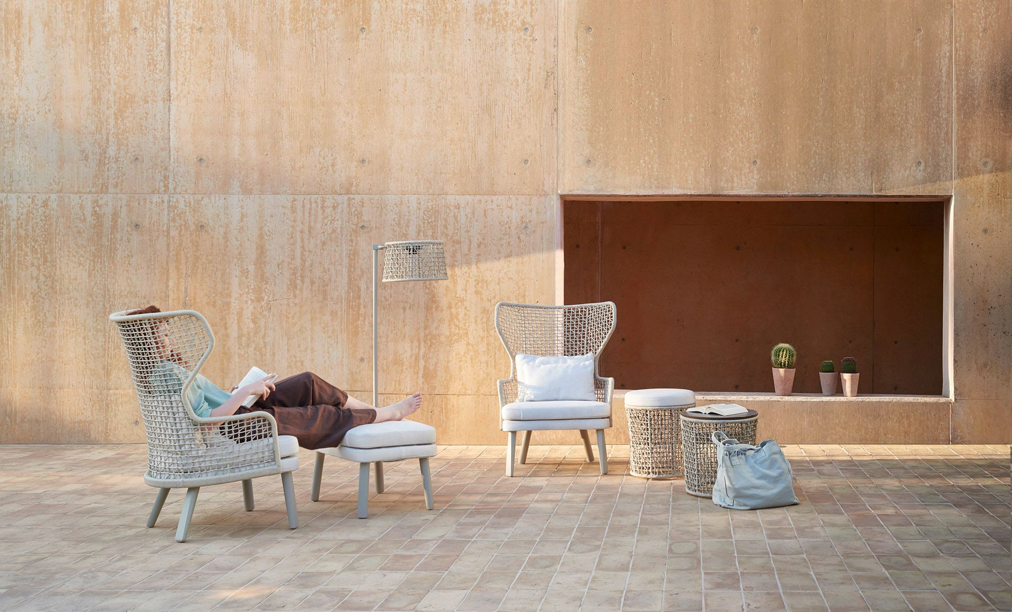 Алюминиевый низкий садовый стул с порошковым покрытием Varaschin Эмма ARCH-00116860 - Вид №1