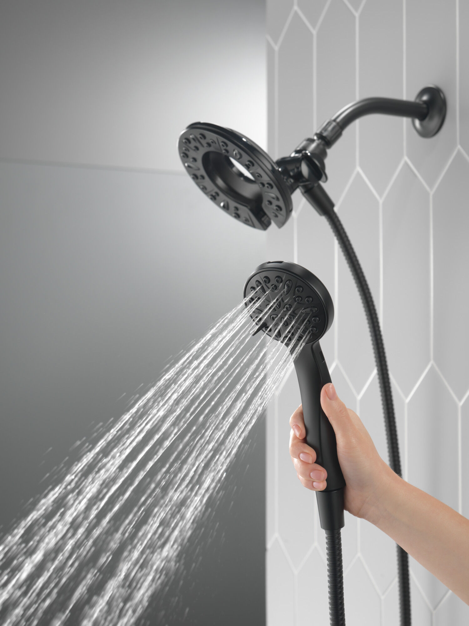 75490BL In2ition® Душ два в одном с 4 настройками Delta Faucet DELTA Матовый черный - Вид №6