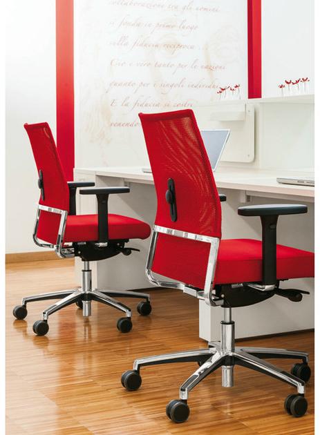 Sesta Сетчатое офисное кресло с подлокотниками Win Wr-232-02 - Вид №1