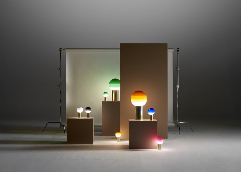 073550 Настольный светильник M розовый-латунь Marset Dipping Light  - Вид №3