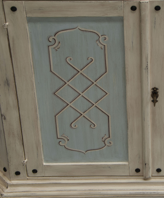 1868 Tifernoit 2-дверный буфет с зубцами Soggiorno  - Вид №11