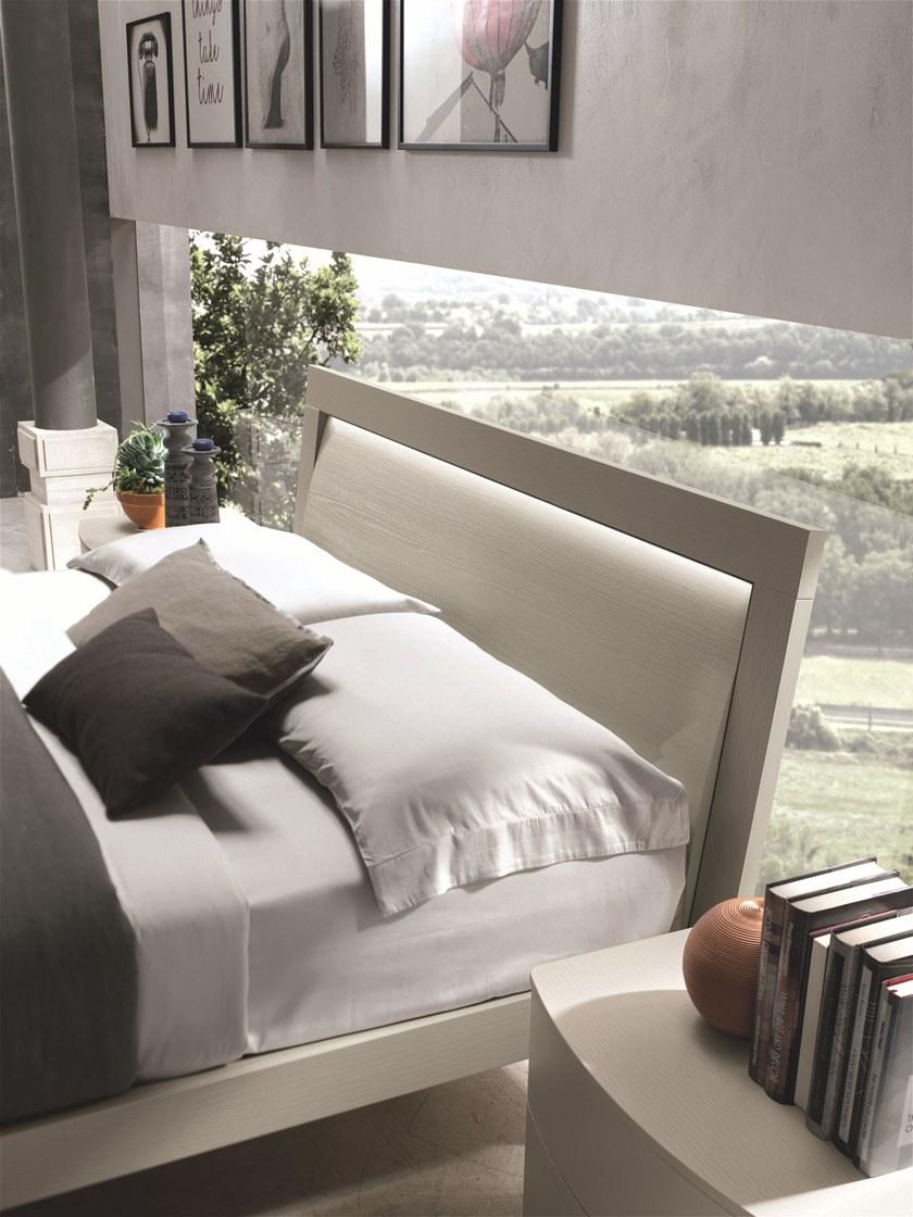 Gruppo Tomasella Двуспальная лакированная кровать с мягким изголовьем Kryzia sun-id-1410851 - Вид №1