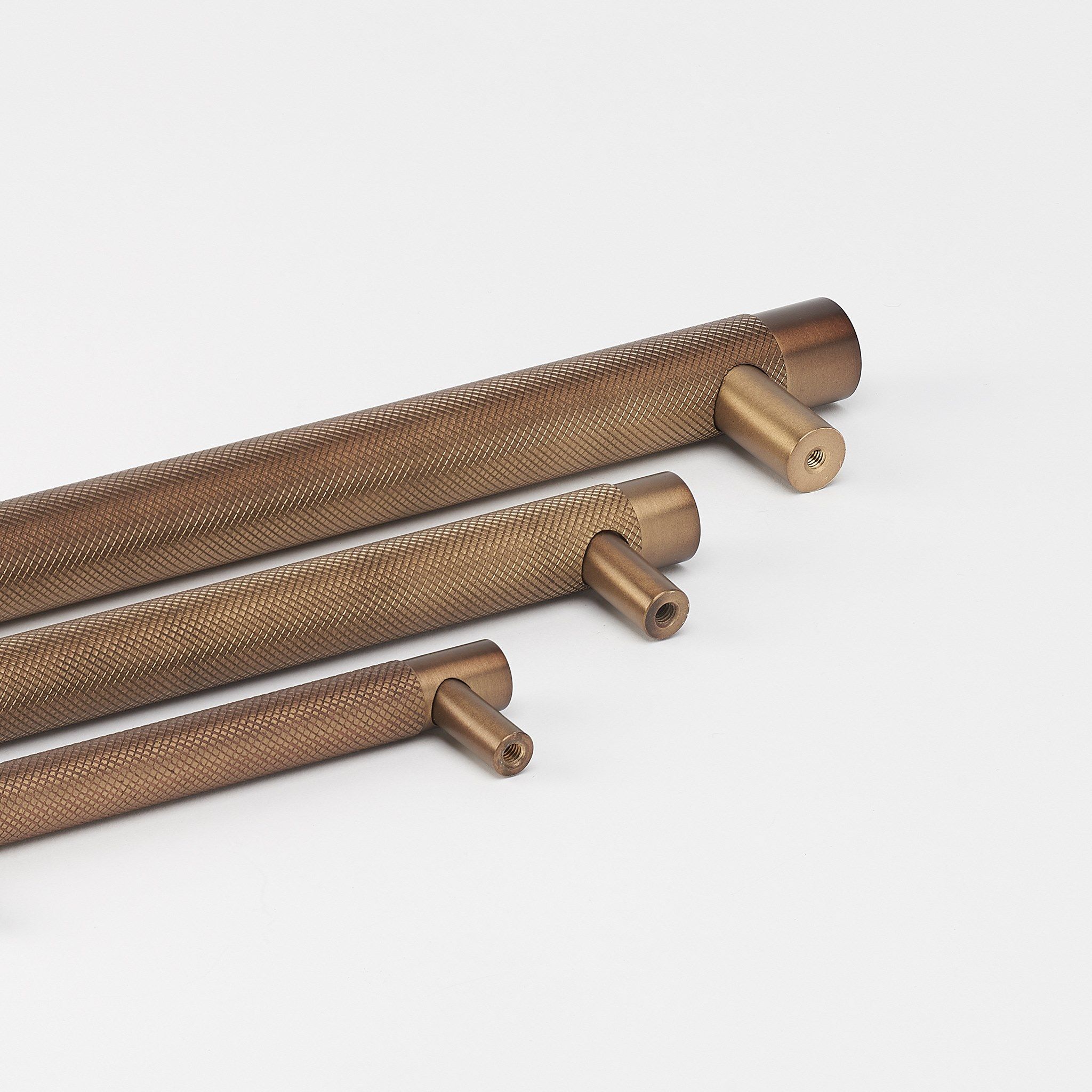 Латунь мост мебельная ручка Lo & Co Interiors Kintore ARCH-00067715 - Вид №1