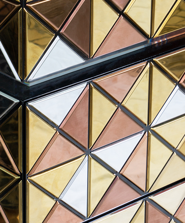 0-298 Пиксельный шкаф на ножках из анодированного золота Boca Do Lobo  - Вид №13