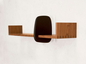 Полка из тикового дерева