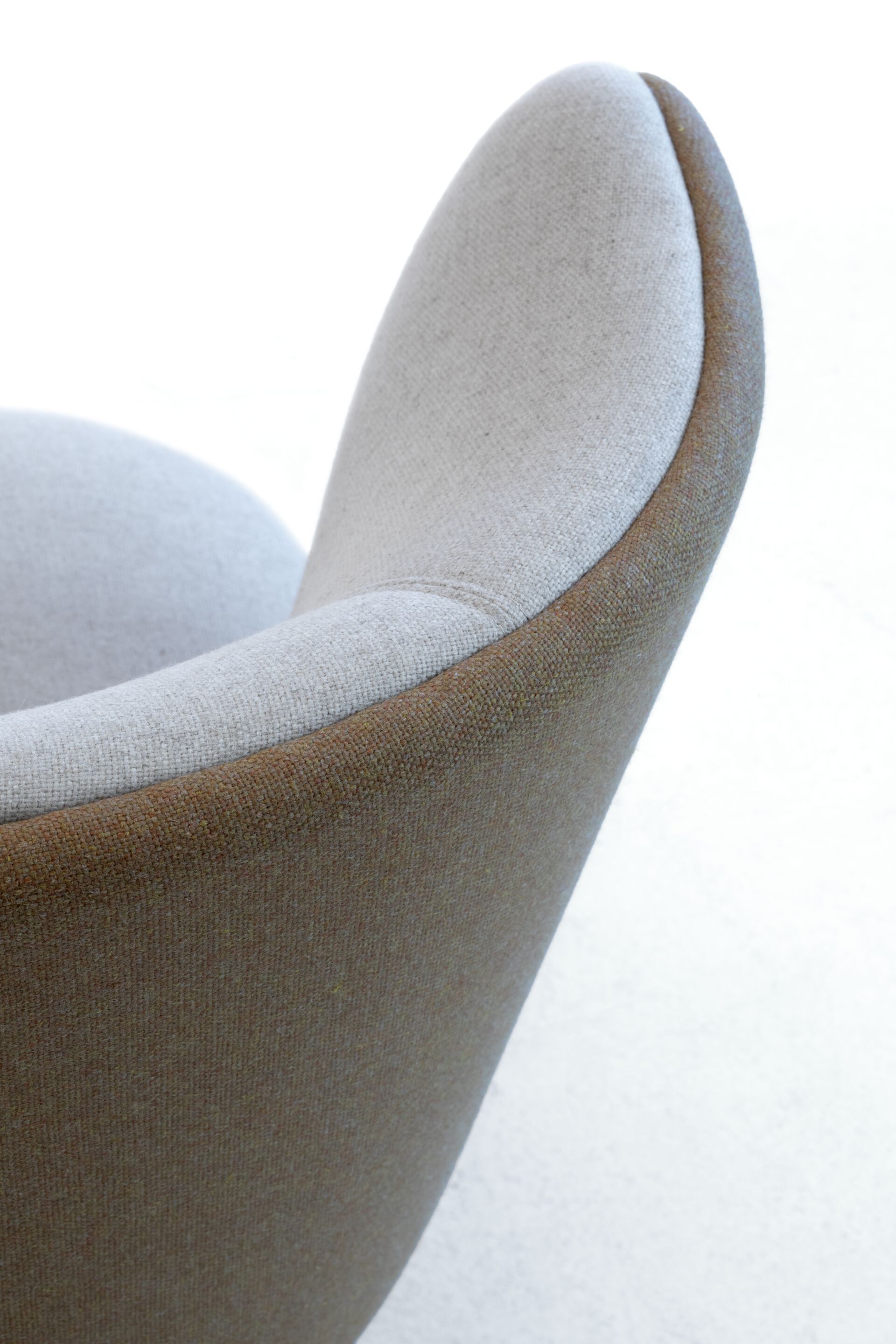 Тканевое кресло для контракта Leyform Alisè Lounge ARCH-00108408 - Вид №3