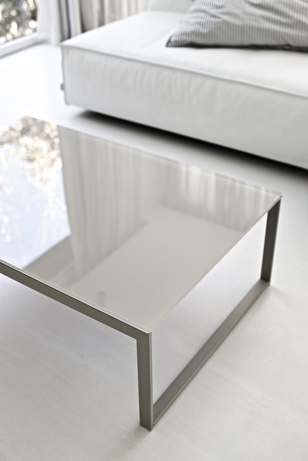 Журнальный столик из стали и хрусталя Bontempi Casa хип-хоп ARCH-00112994 - Вид №3