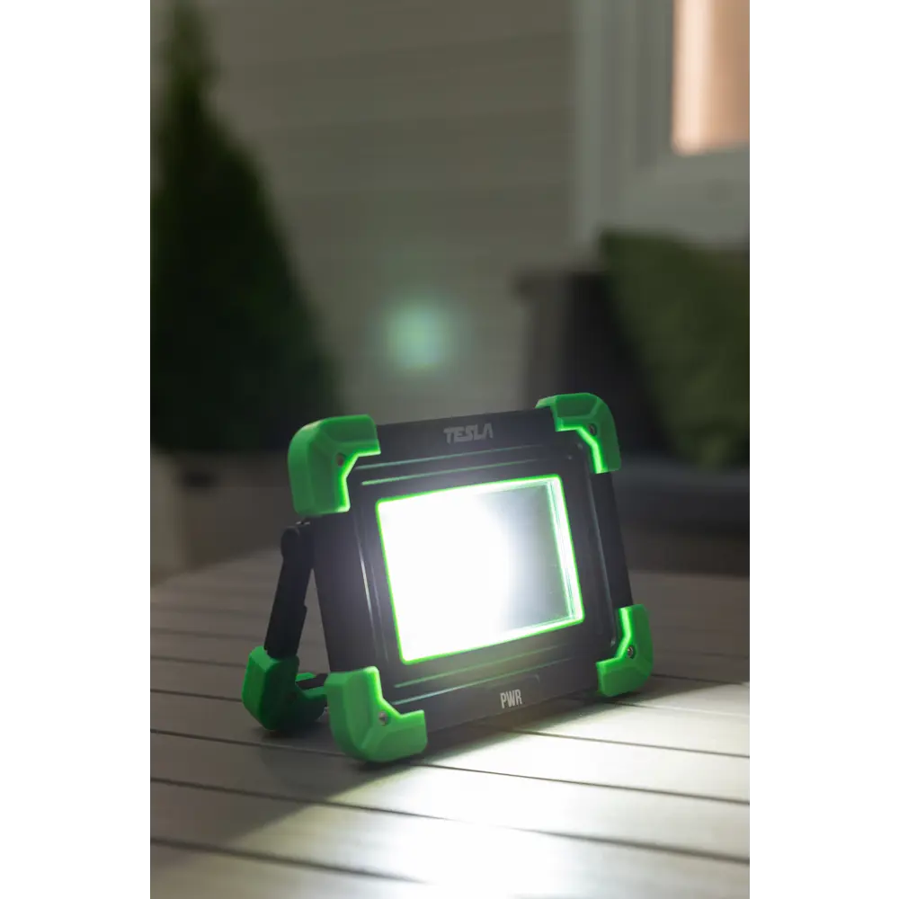 Фонарь-прожектор Tesla PWR STLM-2015409 - Вид №4