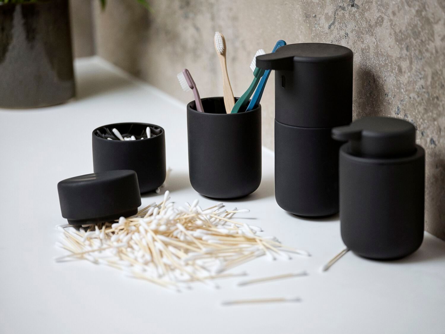 Фарфоровый дозатор мыла ZONE DENMARK Ume ARCH-00138497 - Вид №14