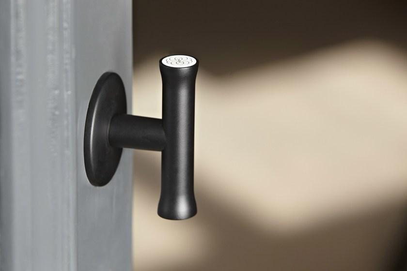 Formani Ручка из нержавеющей стали на розетке Nour Ev102/64 - Вид №1