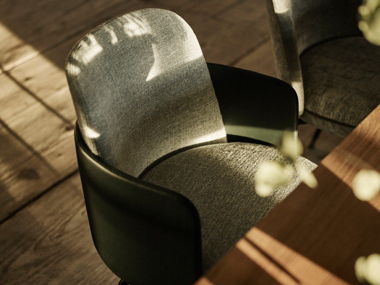 Стул с подлокотниками Wittmann Merwyn ARCH-00065854 - Вид №1