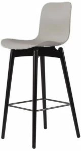 NORR11 Барный стул с пластиковым корпусом и буковыми ножками Langue