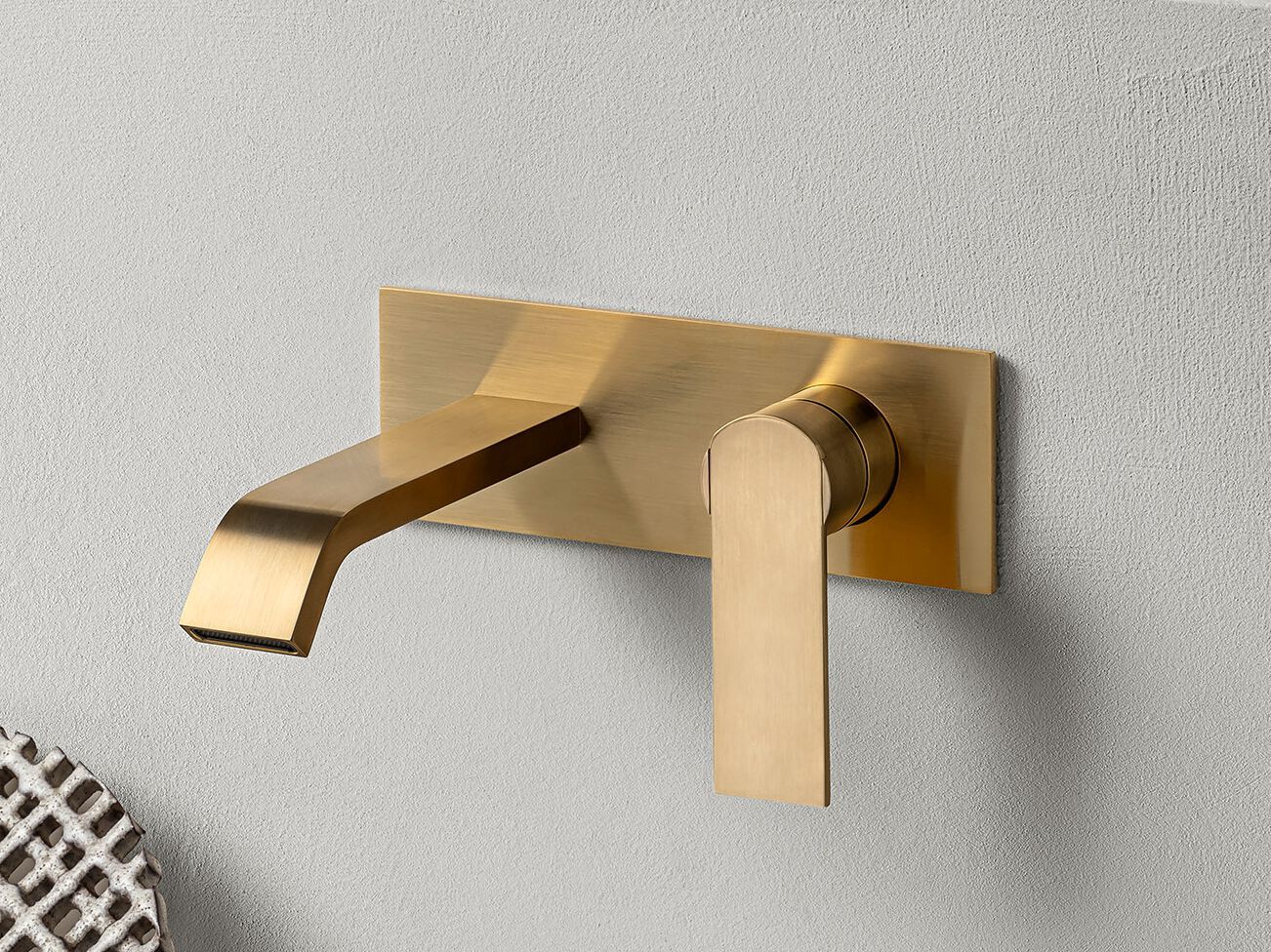 Латунный смеситель для раковины с 2 отверстиями QD Magistro Lab Swanky ARCH-00130452 - Вид №1