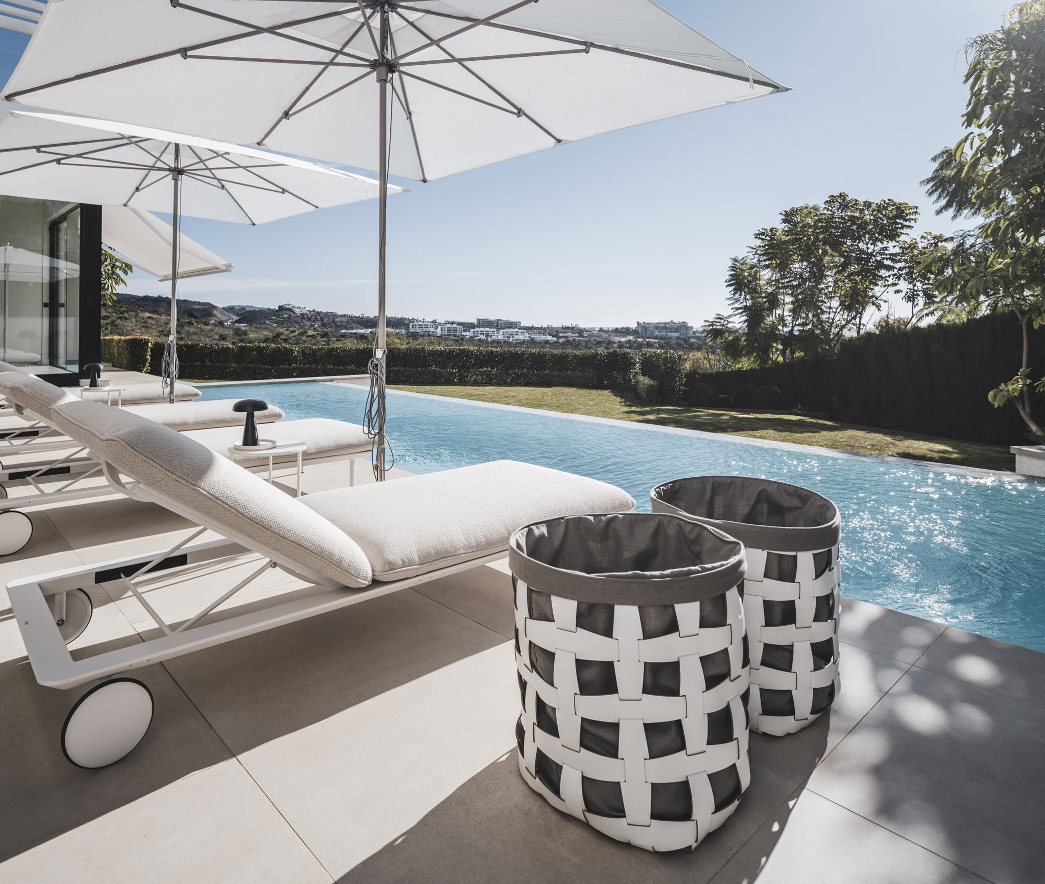 Корзина с крючком - 35X35H43,5 см / регенерированная кожа_крем Pinetti 00.0191.082.027 - Вид №7