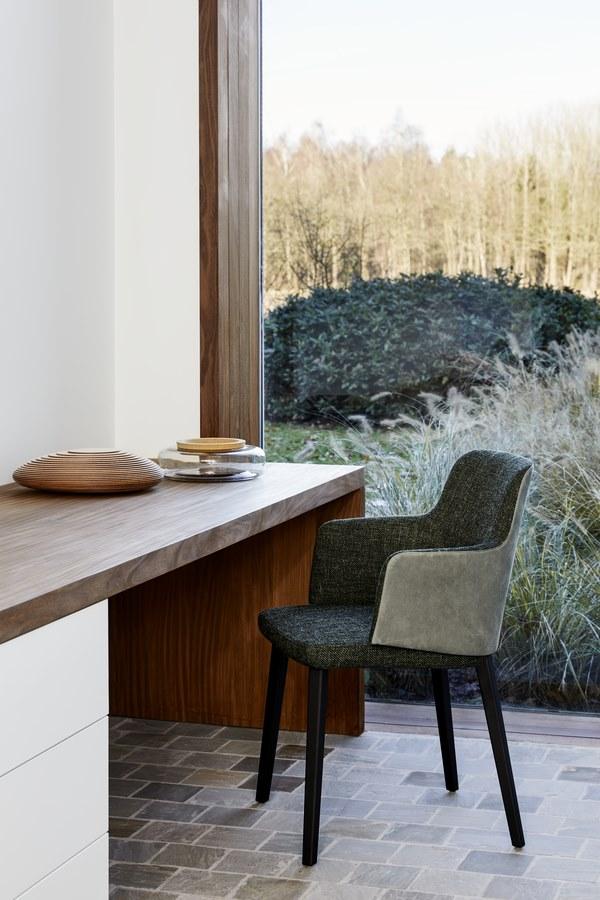 Montis Стул из ткани с подлокотниками Back me up sun-id-1470574 - Вид №5