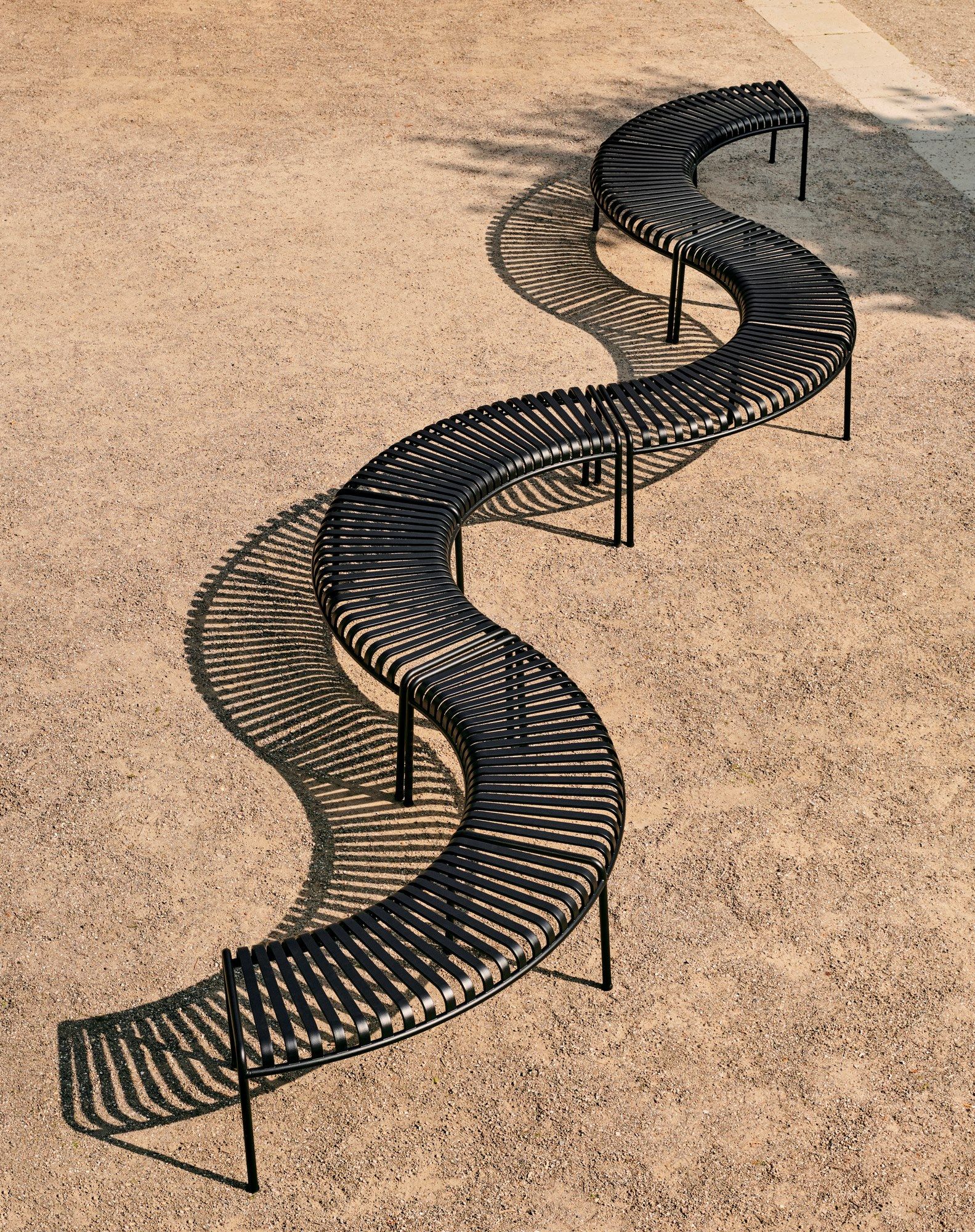 Модульная садовая скамейка из стали с порошковым покрытием Hay Палисад ARCH-00137821 - Вид №7