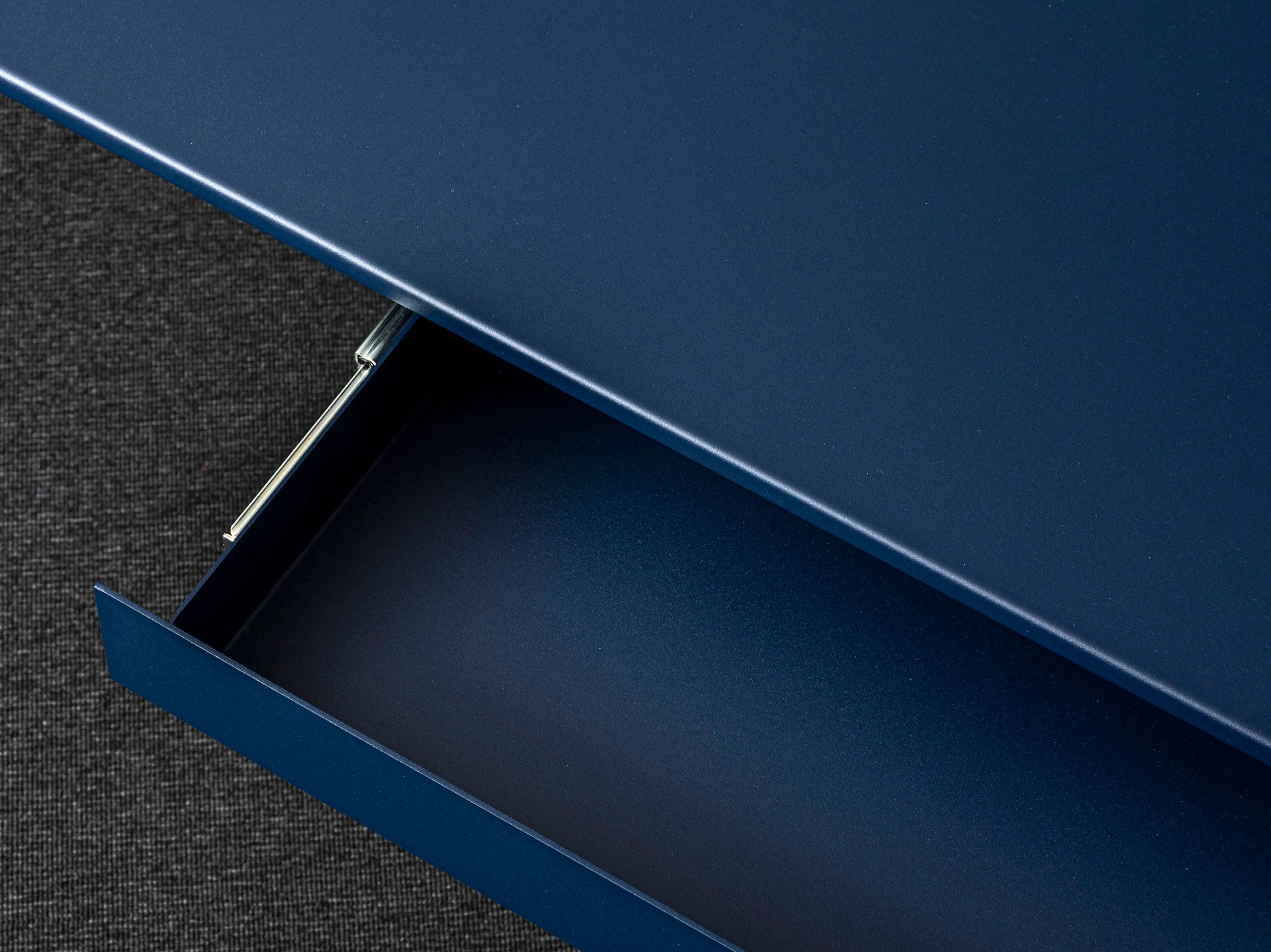 Прямоугольный металлический стол Mara фольга ARCH-00132771 - Вид №6