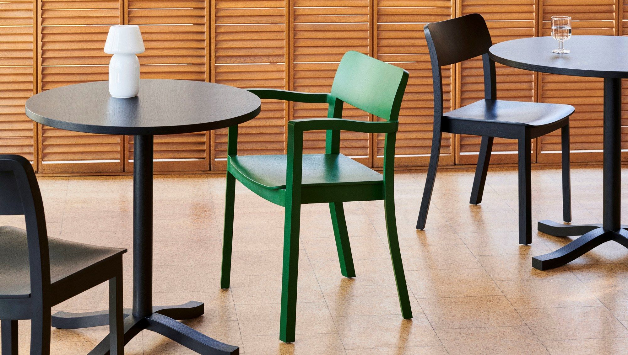 Деревянный штабелируемый стул с подлокотниками Hay Pastis ARCH-00080530 - Вид №15