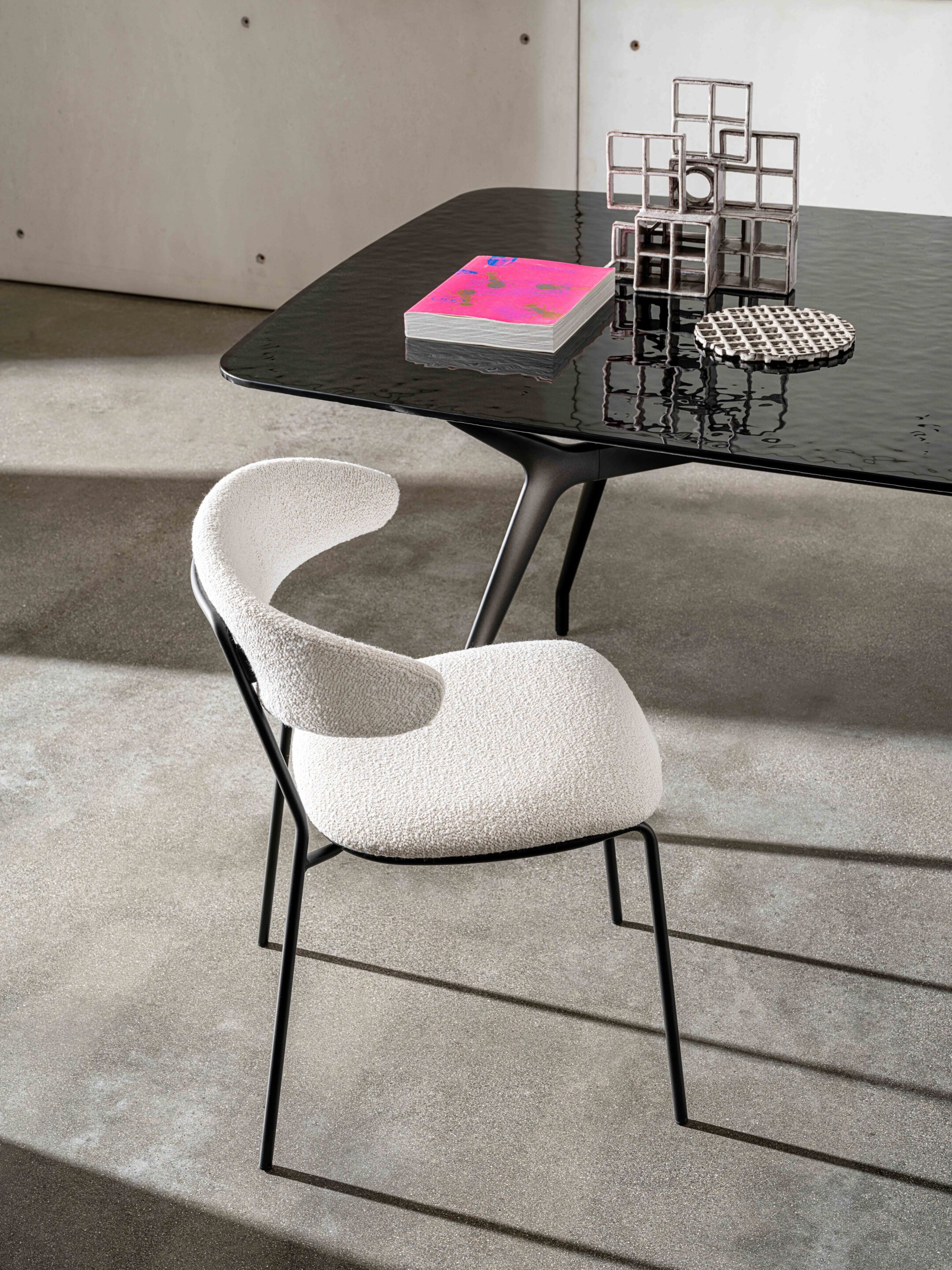 Тканевый стул с подлокотниками Sovet Italia SOFT LOW ARCH-00114196 - Вид №2