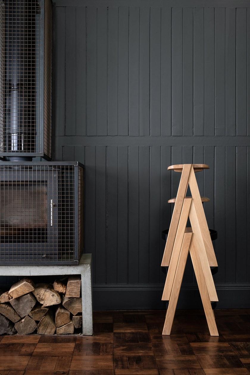 Deadgood Высокий штабелируемый табурет из дуба с подставкой для ног  Lsm - lsh  - Вид №5