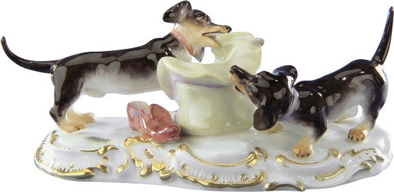 85848 Meissen Фигурка 5см "Таксы, играющие со шляпой" (Август Ринглер, 1901 г.) Фарфор 