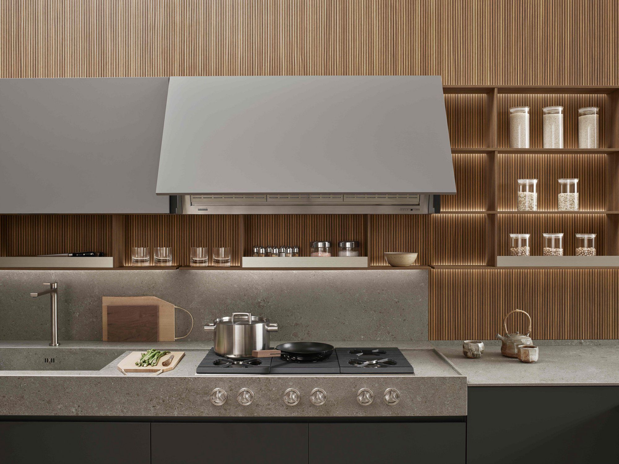 Кухня без ручек на заказ с полуостровом ERNESTOMEDA знак ARCH-00140912 - Вид №6