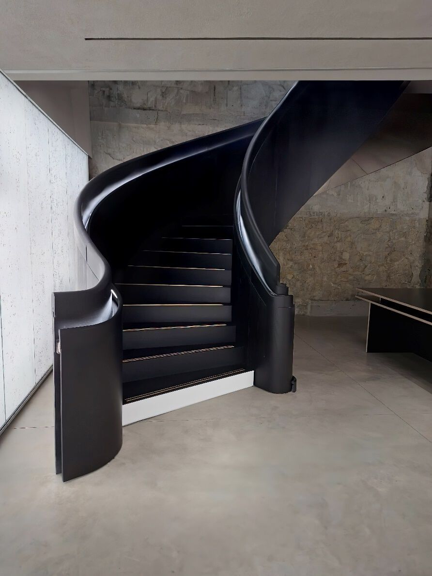 Винтовая лестница из металла и дерева Crestani 2000 BLACK MAMBA ARCH-00019672 - Вид №5