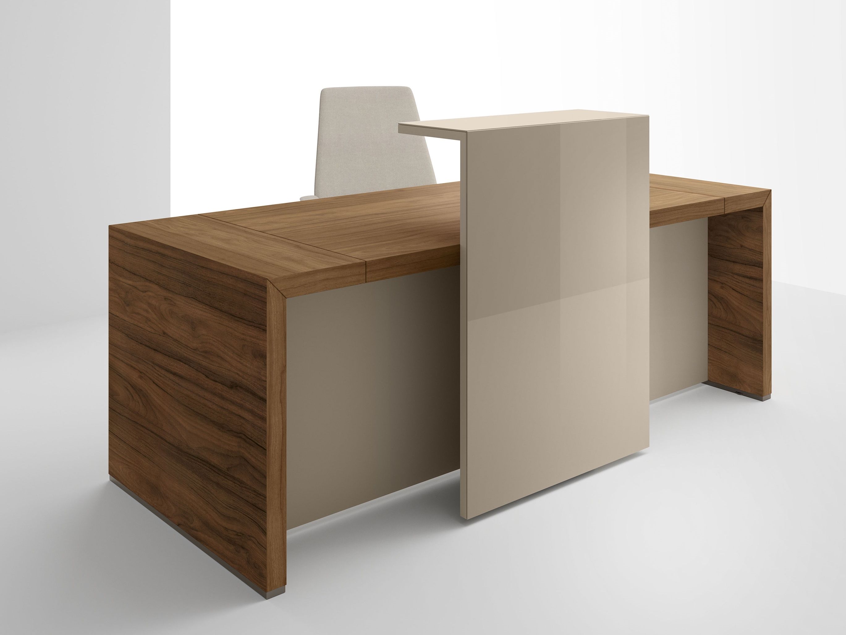 Деревянная стойка регистрации с лакированной стеклянной полкой About Office Bold58 ARCH-00029980