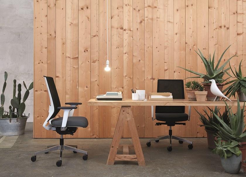 Linea Fabbrica Офисный стул 5 спиц с подлокотниками Logica white sun-id-1403979 - Вид №4