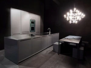 RIFRA Линейная кухня в глянцевом свинце и матовом свинцовом лаке Zero