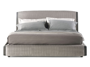 Мягкая кровать из ткани