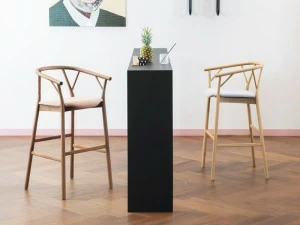 Miniforms Высокий табурет из массива дерева с подлокотниками Valerie